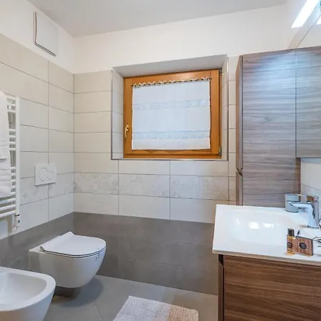 Hotel apartamentowy Li Mina
