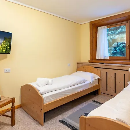 Li Mina Apartmanhotel Livigno
