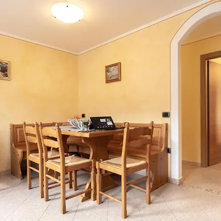 Li Mina Hotel apartamentowy