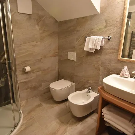 Apartmanhotel Li Mina 2*