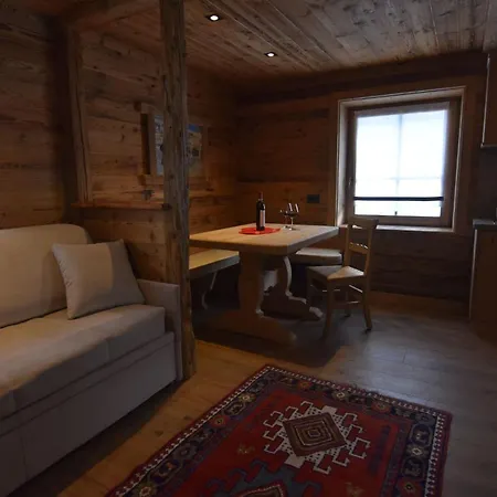 Hotel apartamentowy Li Mina
