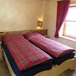 Li Mina Hotel apartamentowy