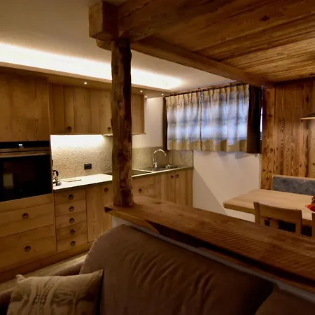 Li Mina Aparthotel